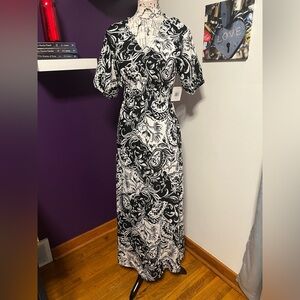 Ellen Tracy Puffy Sleeve Maxi Dress NWT